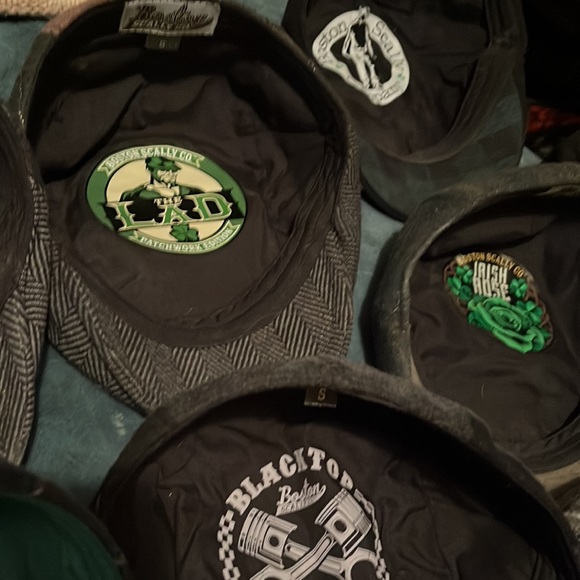 Collectors edition scally caps and pins - Picture 3 of 5